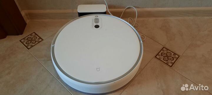 Пылесос Xiaomi Mijia Sweeping Vacuum Cleaner 2C