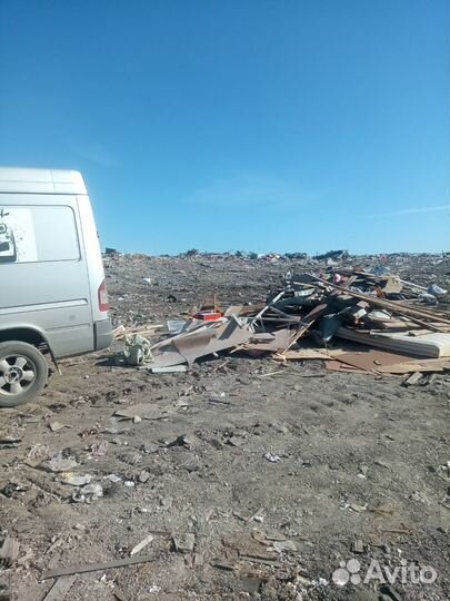 Вывоз строительного мусора,кирпича, мебели.итд