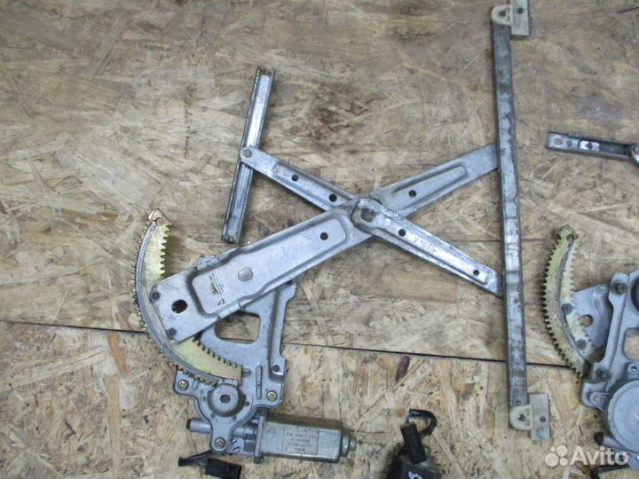 Стеклоподъемник двери Ниссан Патрол Y 61