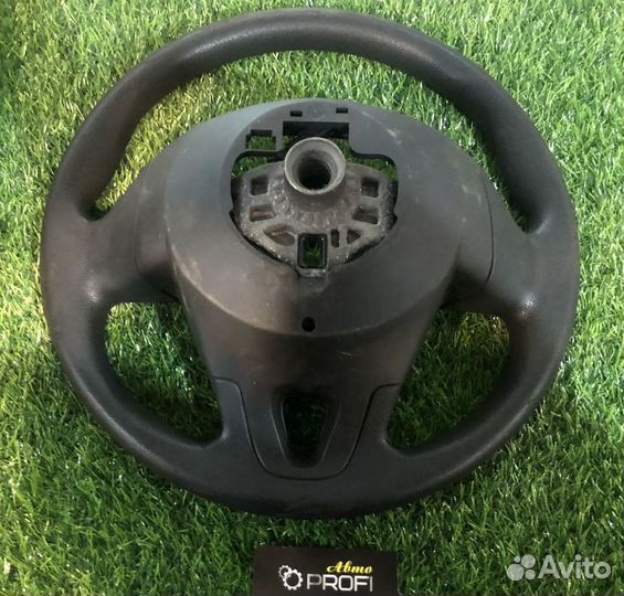 Рулевое колесо без airbag на Renault Laguna 3