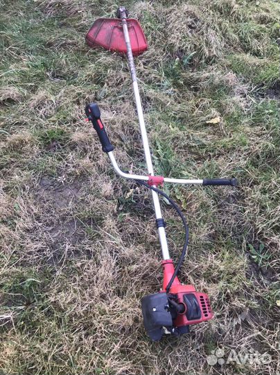 Тример бензиновый