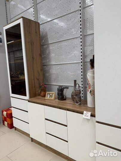 Стенка в гостиную