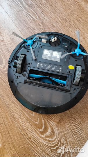 Продам робот пылесос