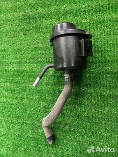 Бачок гура Nissan Patrol Y62 2010-2019