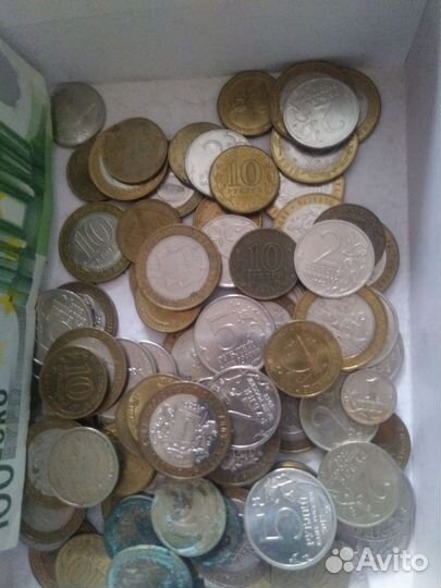 Юбилейные монеты