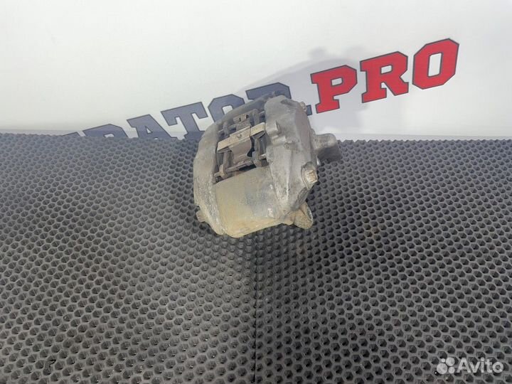 Суппорт передний комплект Brembo 330