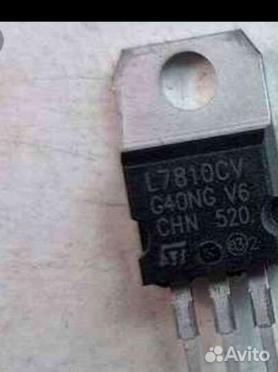 Транзистор в приборную панель Audi80