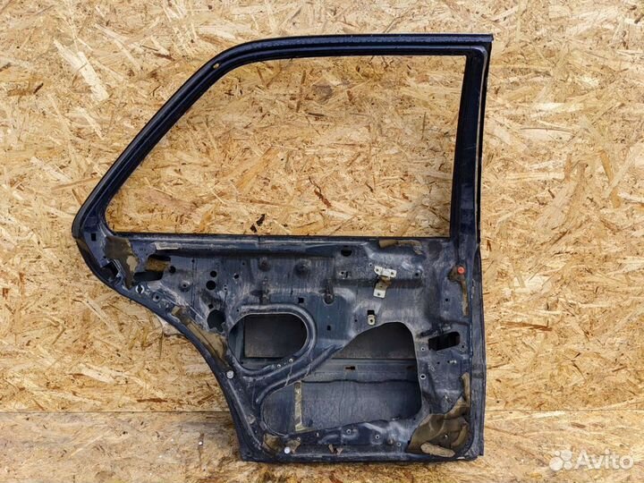 Дверь задняя левая Mercedes w 140