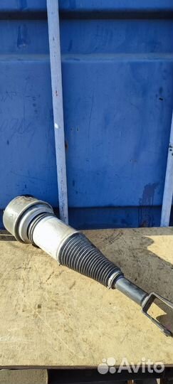 Пневматическая стойка амортизатор Jaguar XJ задний