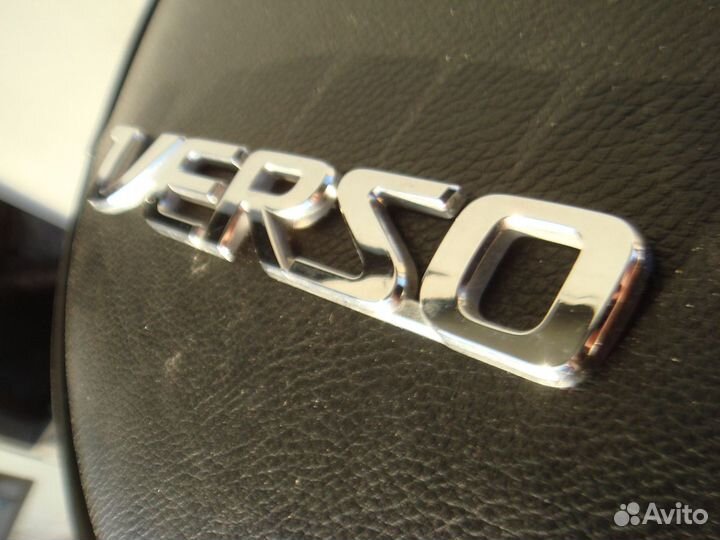 Тойота версо эмблема задняя 16 Toyota Verso 13-16