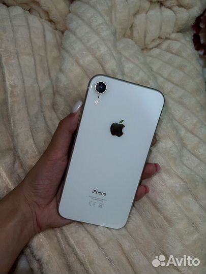 Телефон iPhone хr