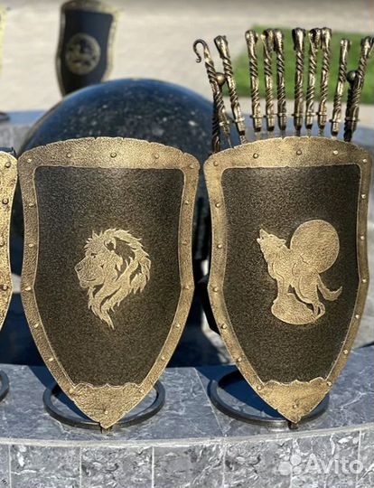 Подставка под шампуры Щит