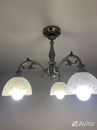 Люстра потолочная