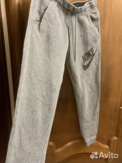 Спортивные штаны nike