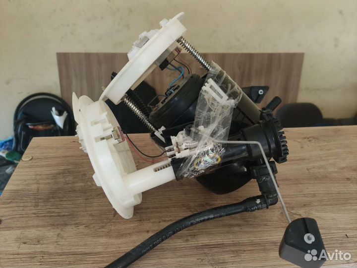 Бензонасос топливный насос Cadillac CTS 2 2009 3.6