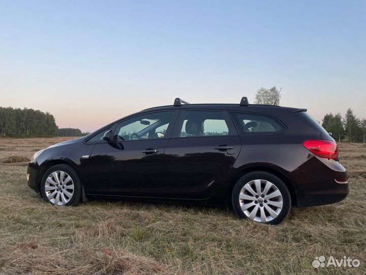 Opel Astra 1.6 МТ, 2012, 214 000 км