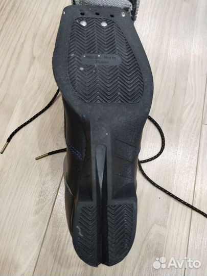 Лыжные ботинки р37