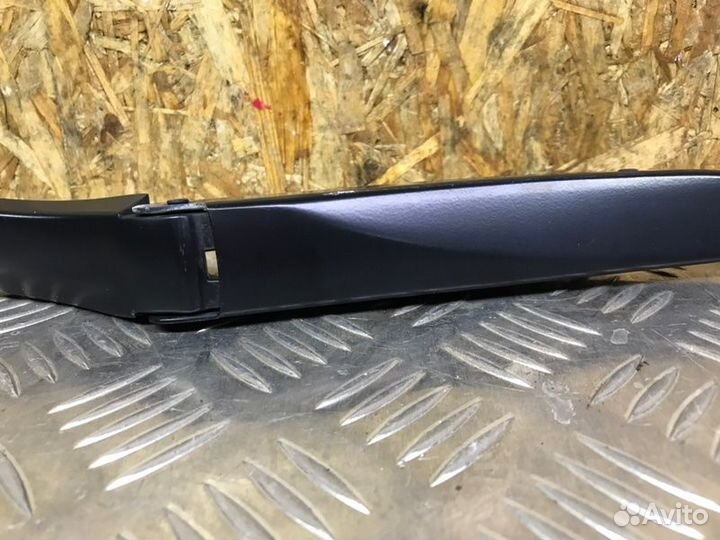 Поводок стеклоочистителя левый Kia Optima 4 седан