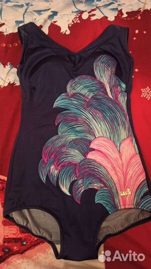 Слитный купальник