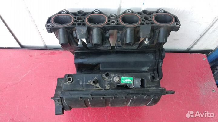 Коллектор впускной Peugeot 307