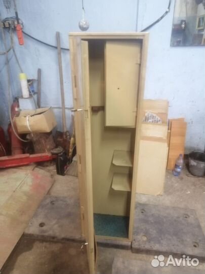 Продам сейф