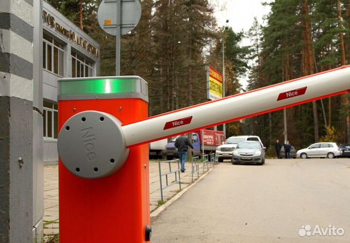 Шлагбаум автоматический