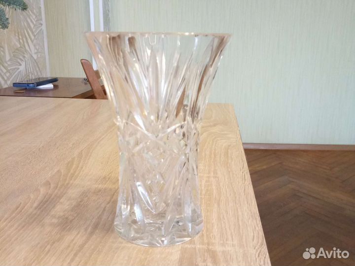 Ваза хрустальная в идеале высота ок 20 см