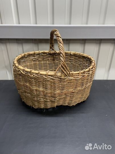 Корзина плетеная СССР с хранения