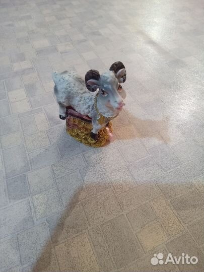 Статуэтка баран