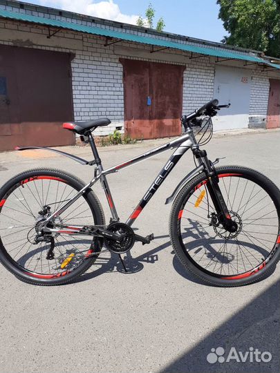 Велосипед Стелс навигатор 900