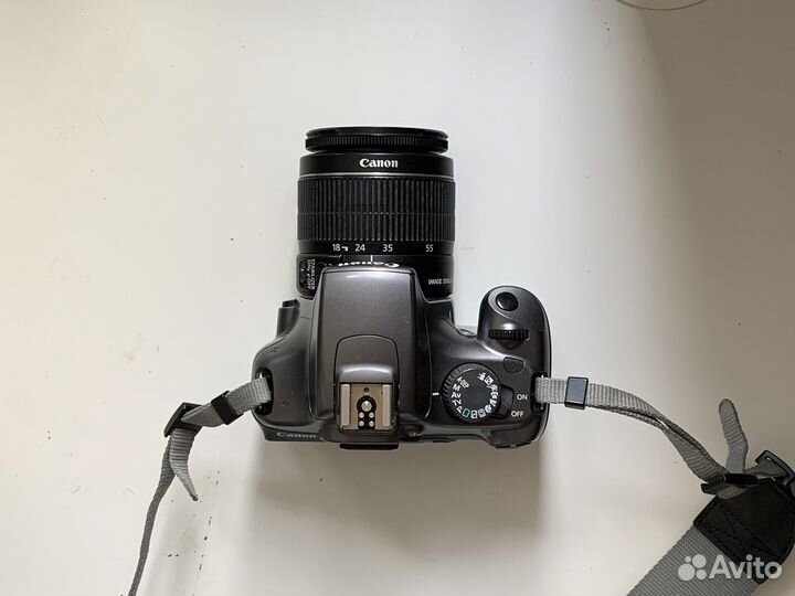 Зеркальный фотоаппарат Canon EOS 1100D