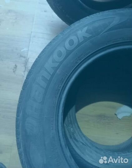 Hankook Dynapro HP2 RA33 235/65 R17