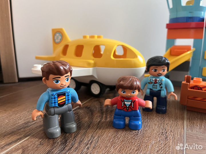 Lego duplo 10871 Flughafen Аэропорт