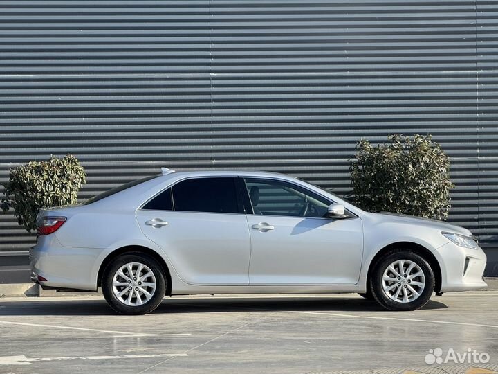 Toyota Camry 2.0 AT, 2018, 121 000 км