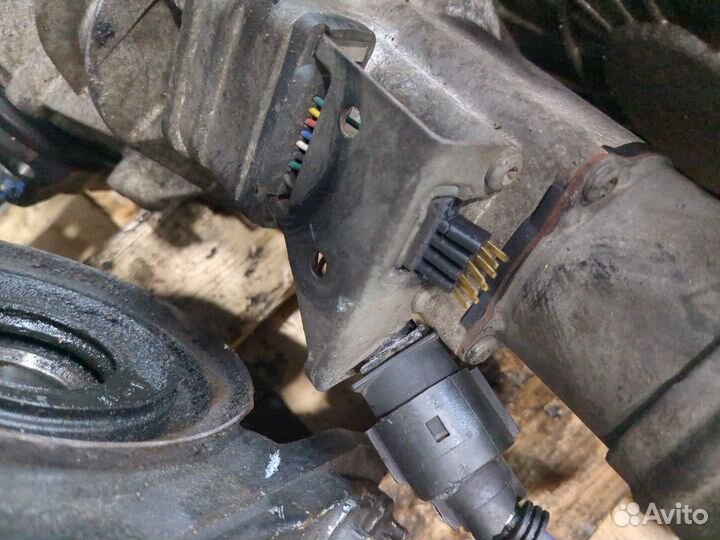 Редуктор Раздаточный кпп (раздатка) Volkswagen Tou