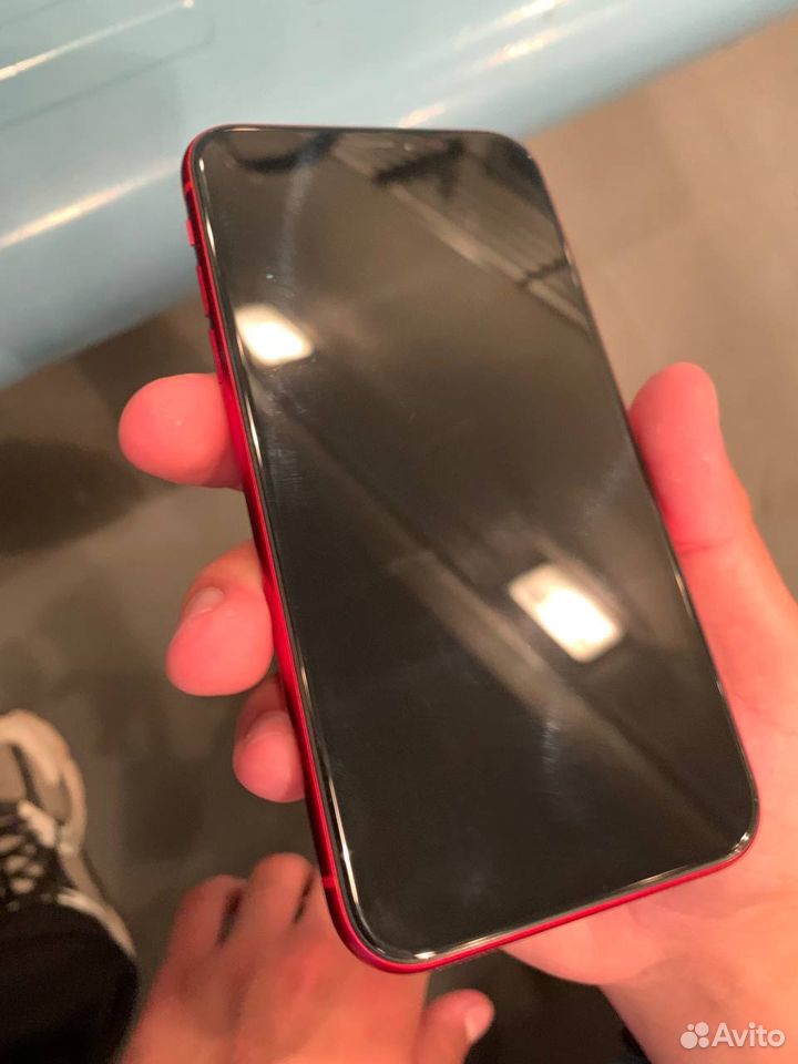 iPhone Xr, 64 ГБ