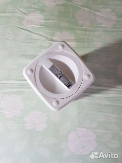 Ультрафиолетовая ловушка для насекомых