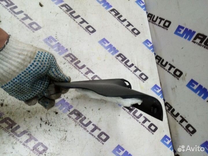 Накладка порога передняя левая Киа Рио 3