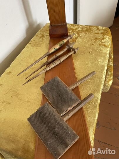 Прялка деревянная, веретено, чески ддя шерсти