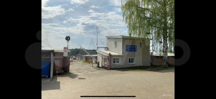 Гараж, > 30 м²