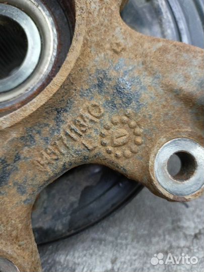 Кулак подвески задний левый Jeep Grand Cherokee