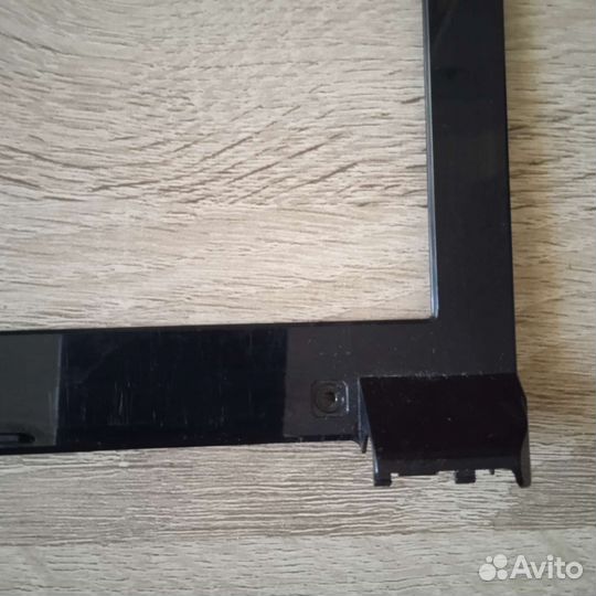 Рамка матрицы Lenovo B570e
