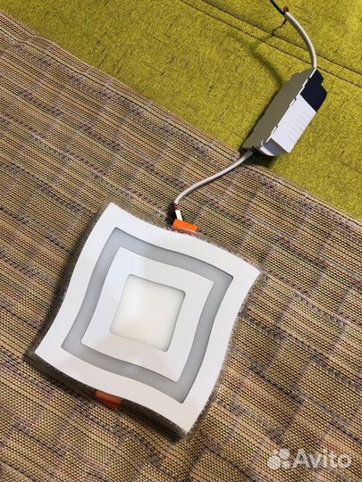 Споты светильники потолочные