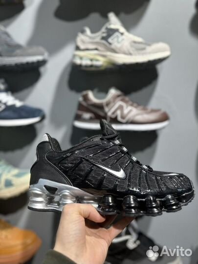 Кроссовки Nike shox