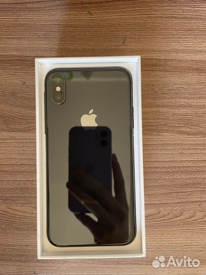 iPhone X, 256 ГБ