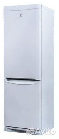 Холодильник с нижней морозильной камерой Indesit B