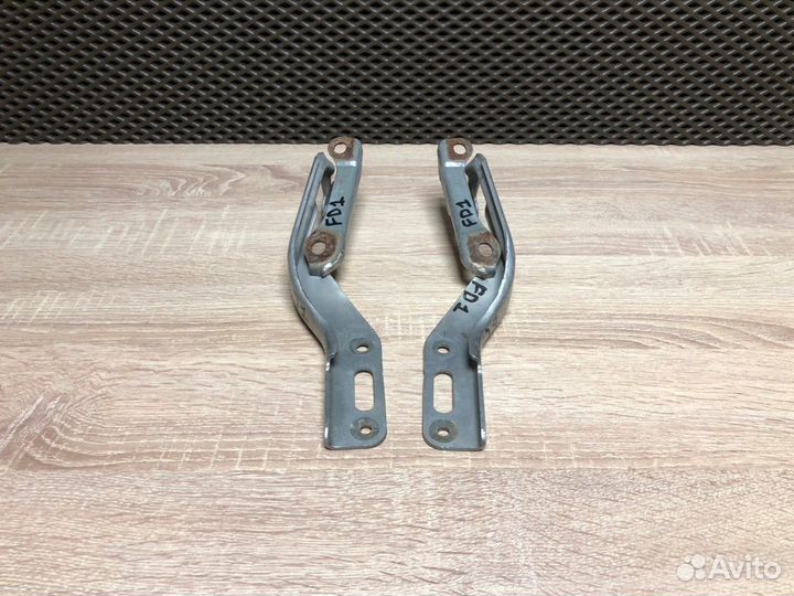 Петля капота Honda Civic FD 2008