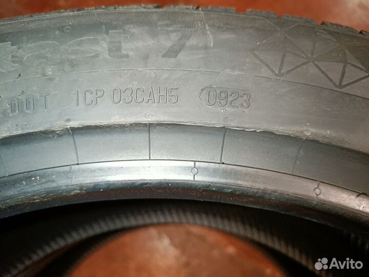 Continental ContiVikingContact 7 255/45 R21 106T