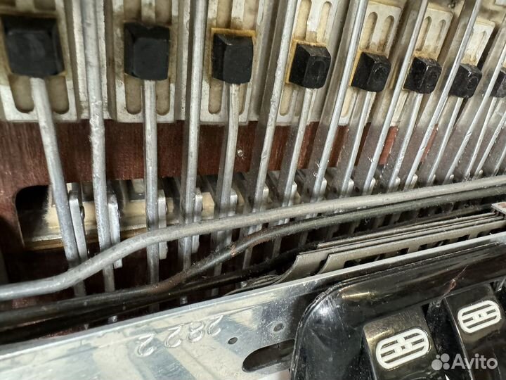 Аккордеон weltmeister supita готово-выборный