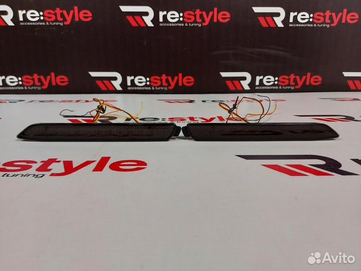 Катафоты Toyota Диодные Узкие Дымчатые U2389